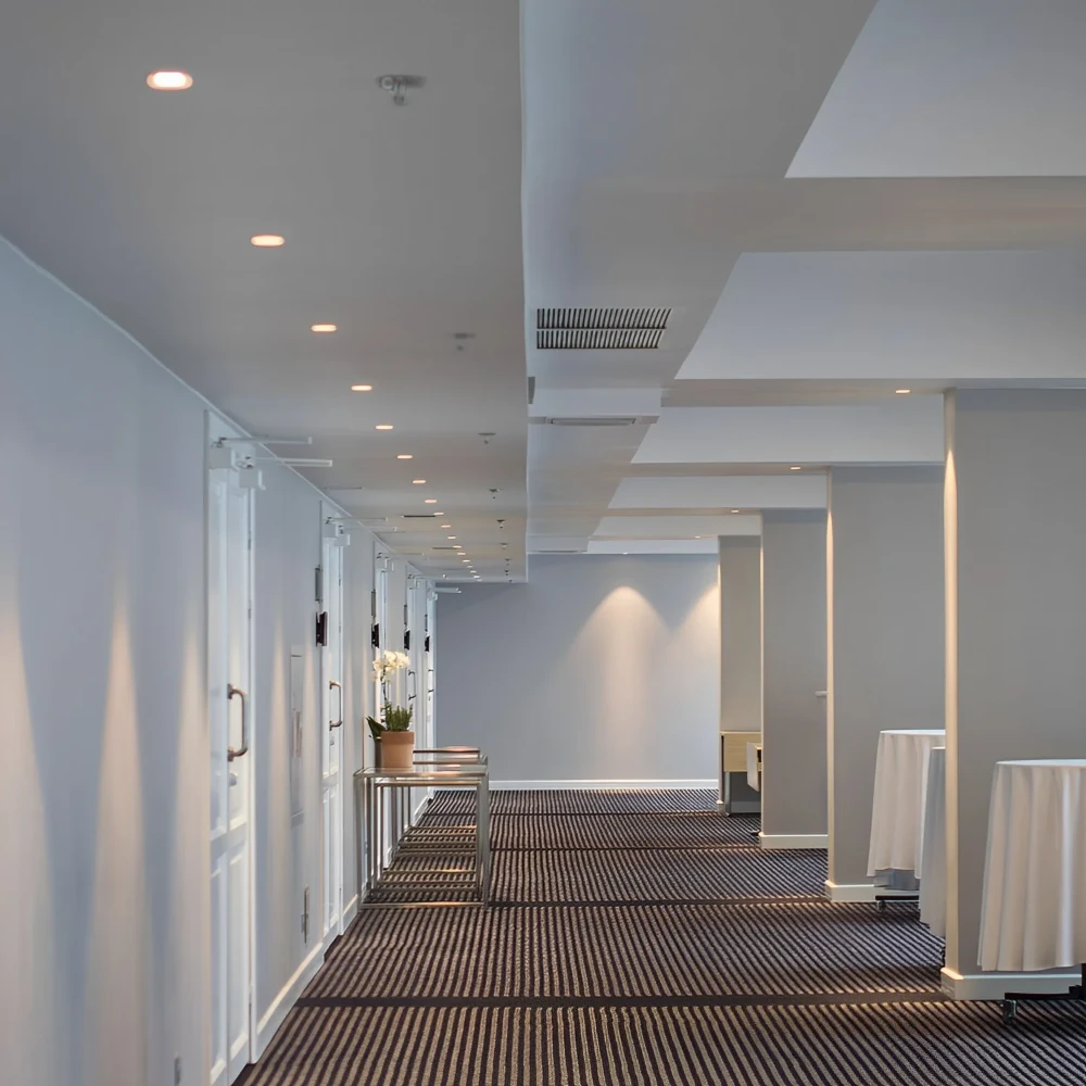 Commercial recessed led can light fixture selectable wattage and cct 2100 lumens 0 10v dimmable ip54 wet listed frosted lens